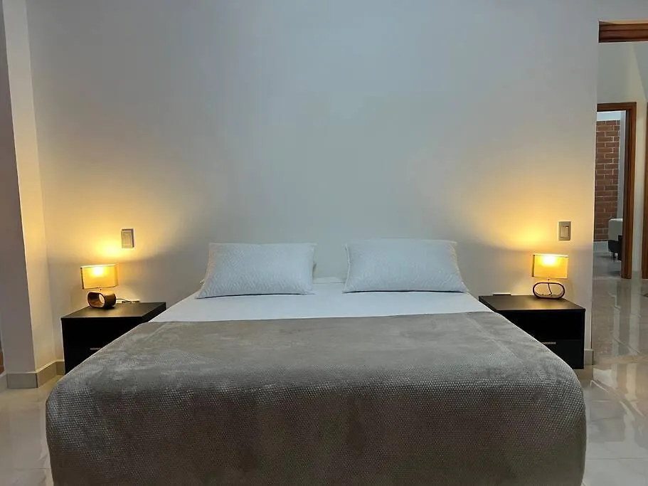Palos Altos House Poblado 6 Min To Provenza Medellin