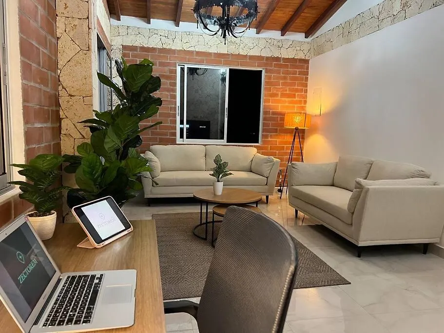 Palos Altos House Poblado 6 Min To Provenza Medellin